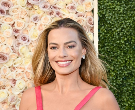 Margot Robbie, the hottest beauty.